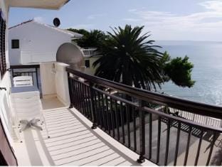 Apartments Petricevic Hotel in Podstrana