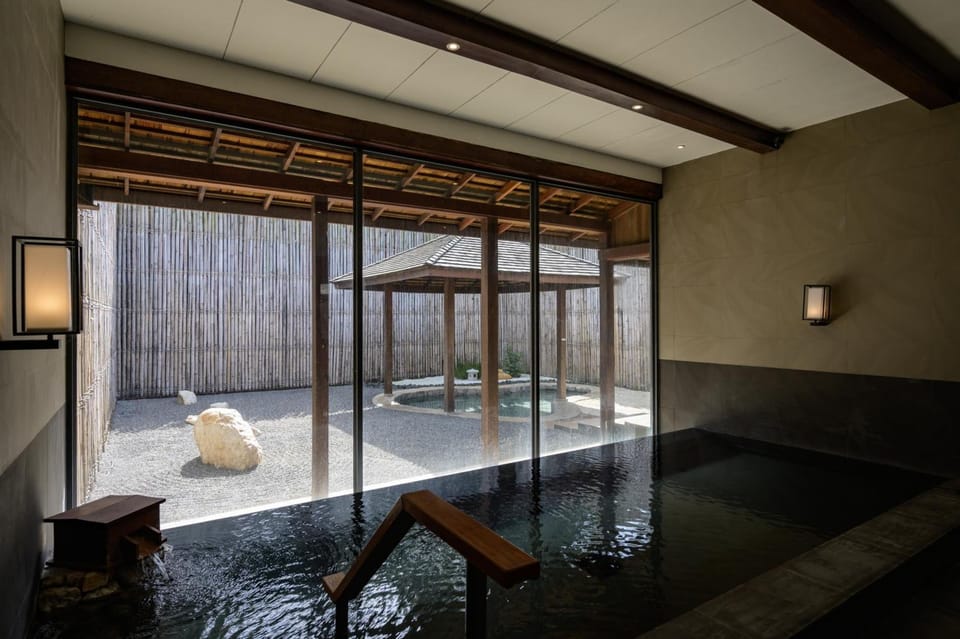 Hot spring bath