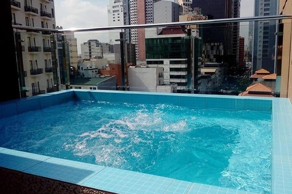 Maxx Hotel Makati Hotel in Makati