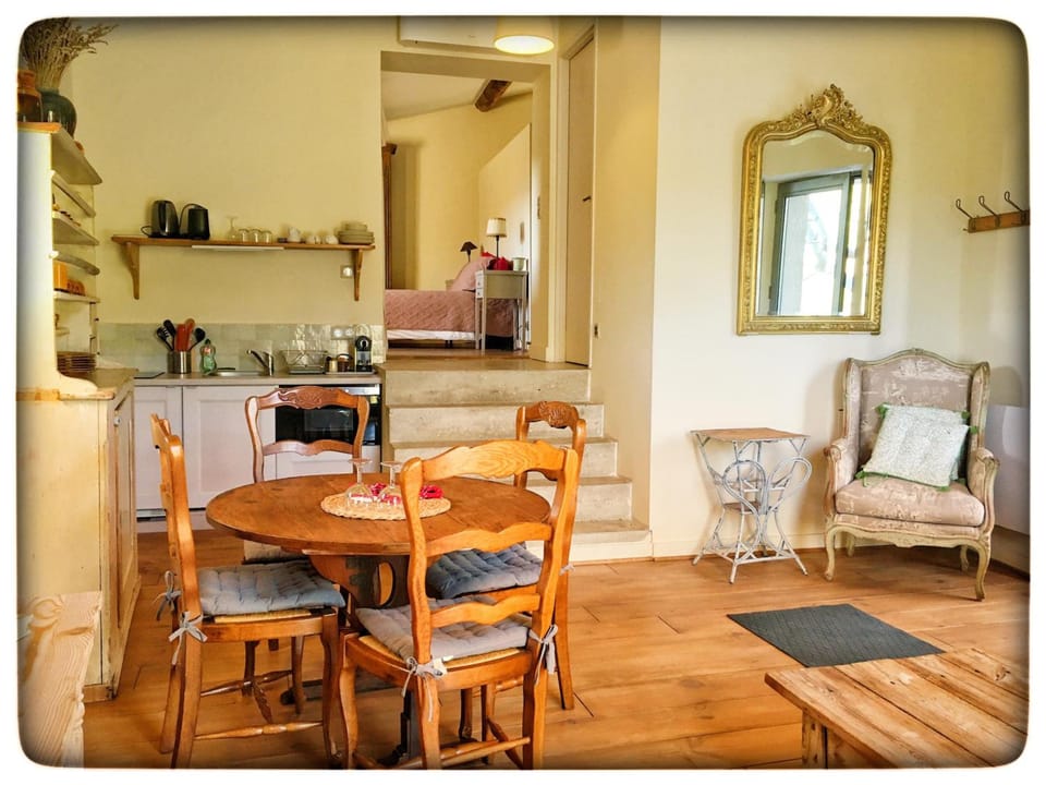 La Providence - Hameau des Martins Hotel in Apt