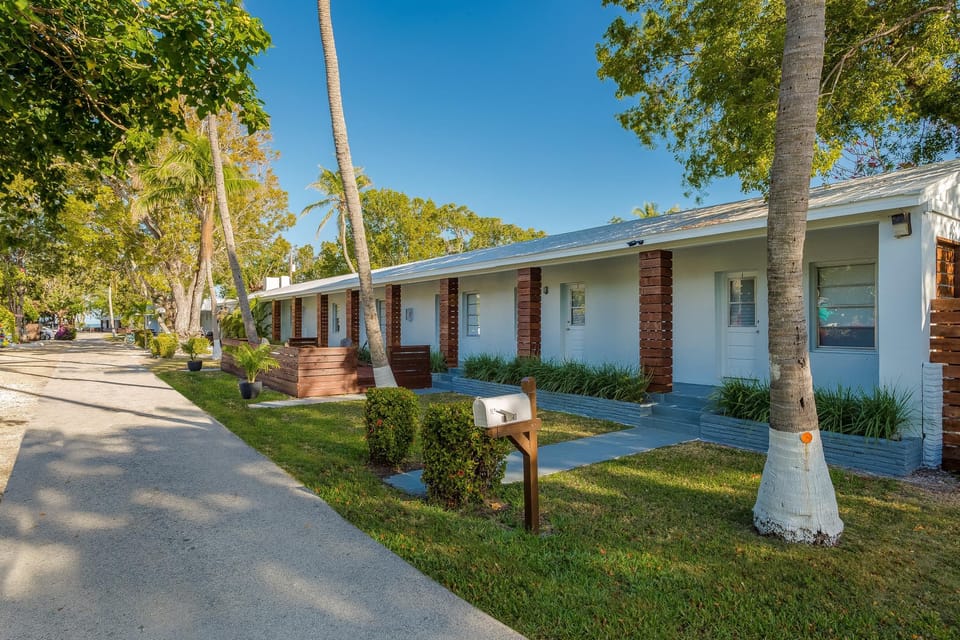 Drift Hotel Motel in Key Largo
