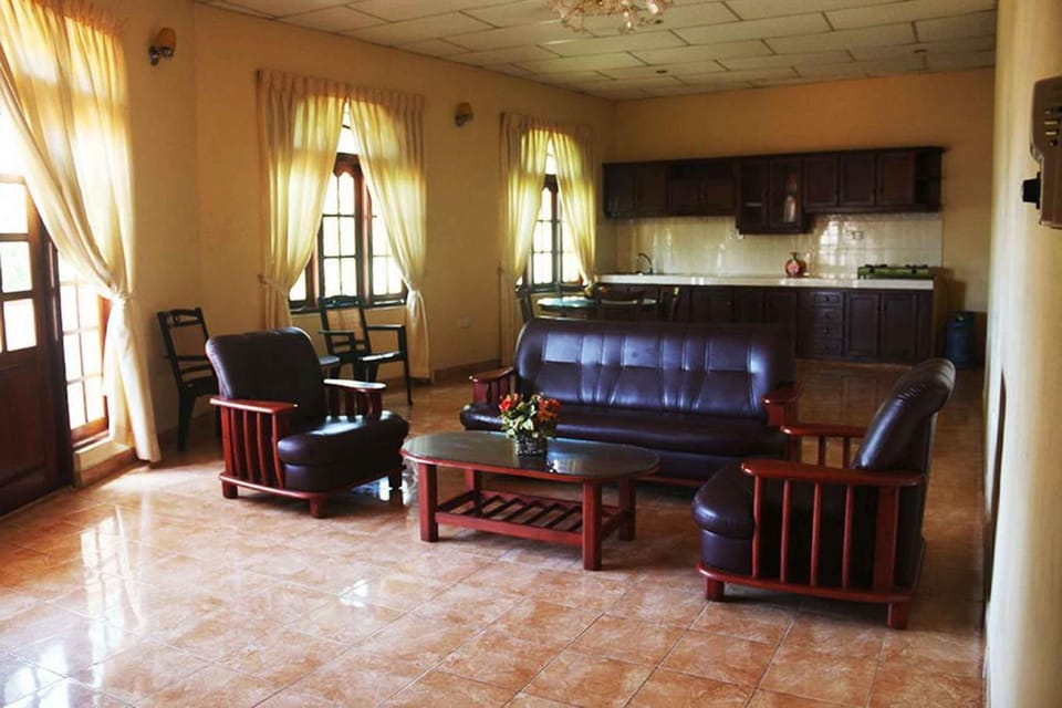 Yoho Hotel Red Rose Hotel in Negombo