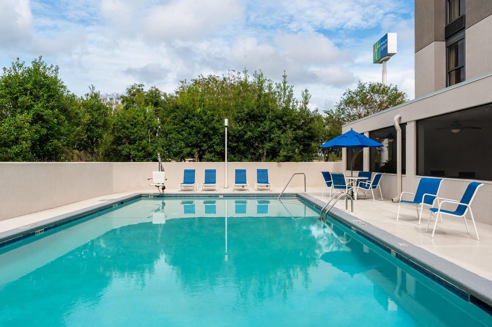 Holiday Inn Express Tallahassee By IHG Hotel in Tallahassee