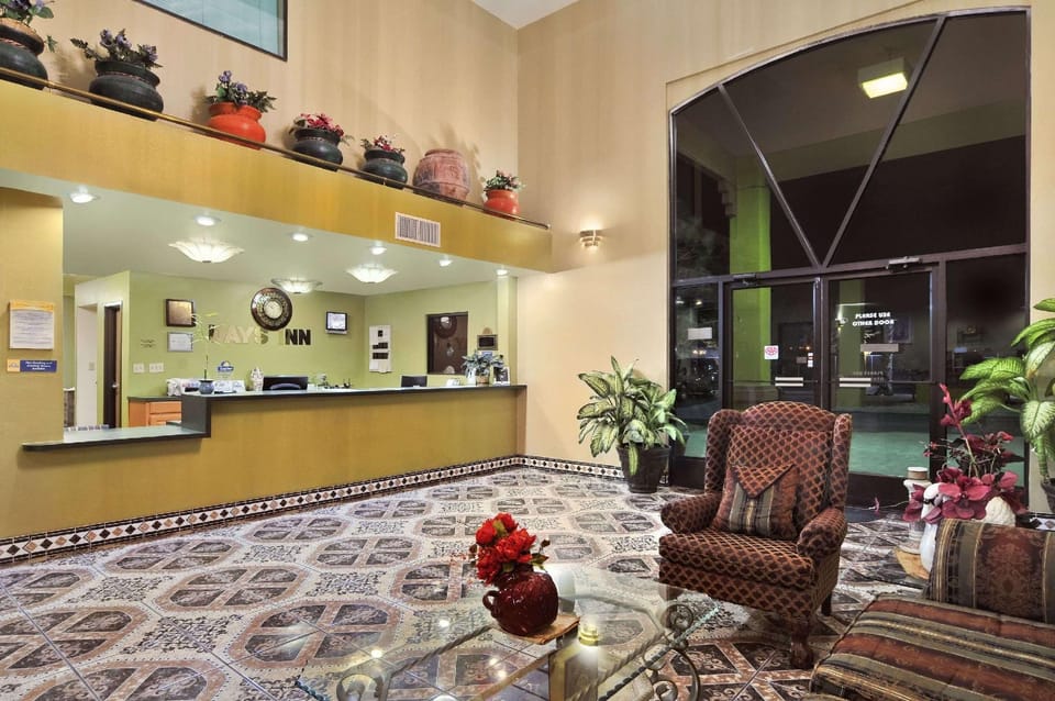 Days Inn by Wyndham Carlsbad Hotel in Carlsbad