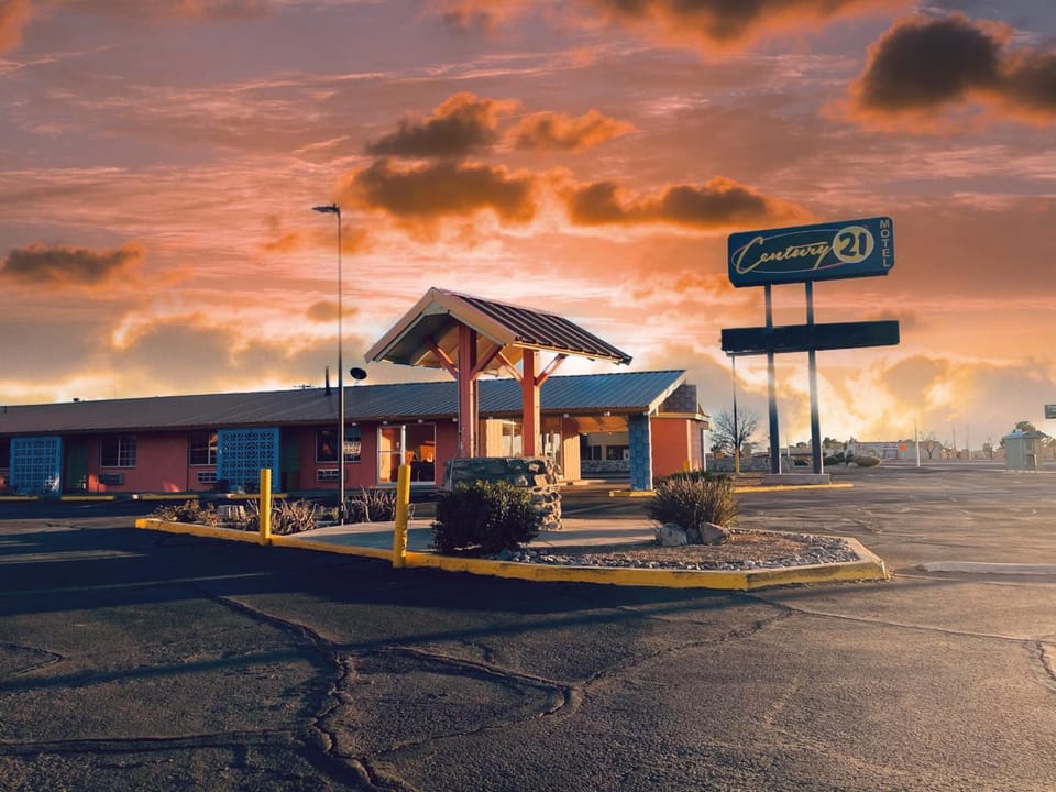 Century 21 Motel Motel in Las Cruces