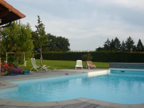 Chambres d'Hotes Grange Carree Hotel in Bourgogne-Franche-Comté