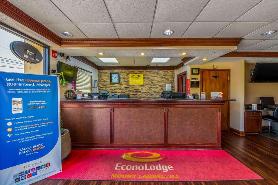 Econo Lodge Mount Laurel - Philadelphia East Hotel in Mount Laurel