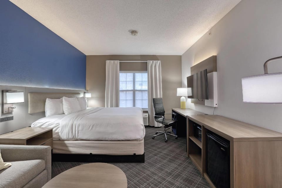Suite room