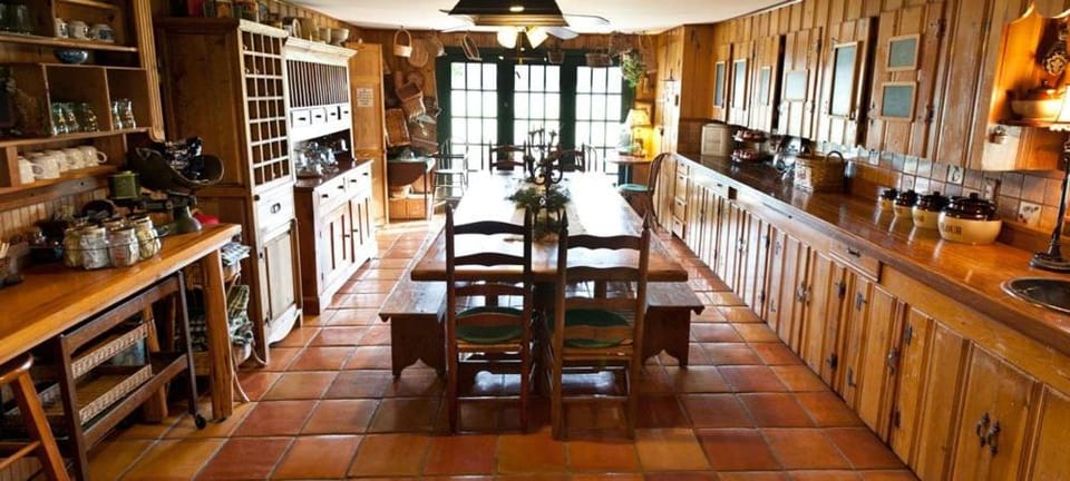 Country Woods Inn Inn in Glen Rose