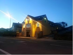 Dingle Marina Lodge Hotel in Dingle
