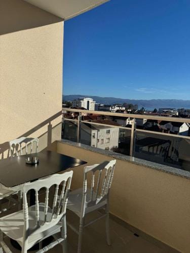 Hotel Palace Struga Hotel in Municipality of Ohrid, North Macedonia