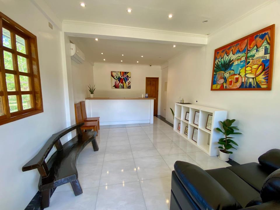 Strutz Art Garden Resort Hotel in Cordillera Administrative Region