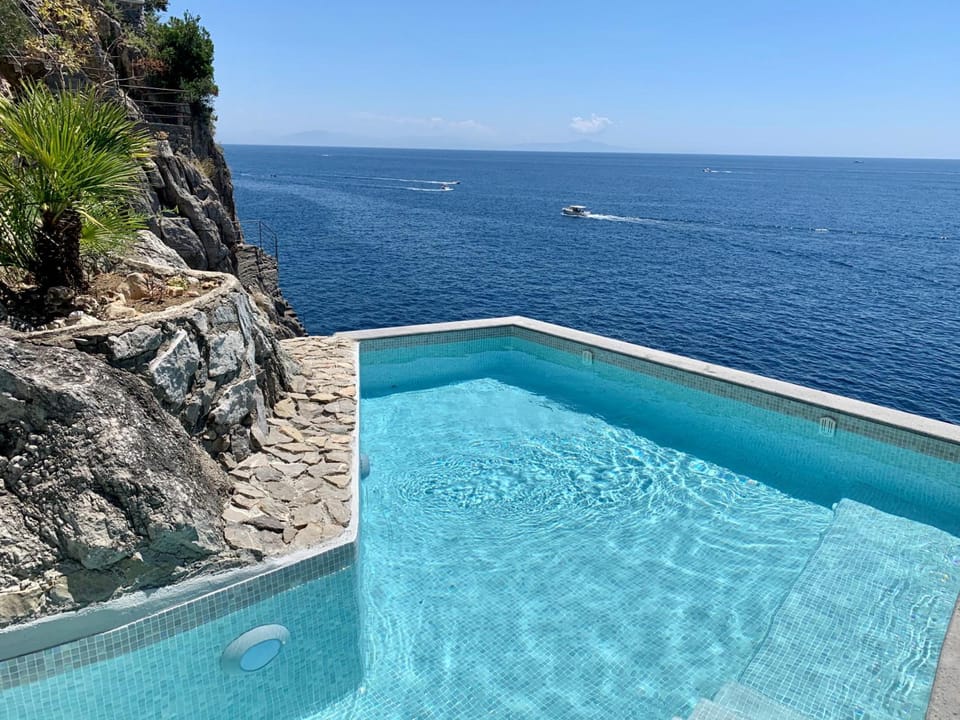 Villa Le Baste Hotel in Furore