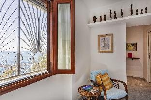 Yellow Suite sul Lungomare di Recco by Wonderful Italy Hotel in Recco