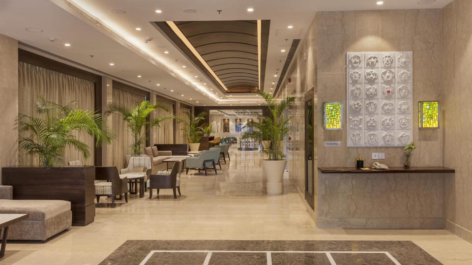 Lemon Tree Hotel Lucknow Hotel in Lucknow