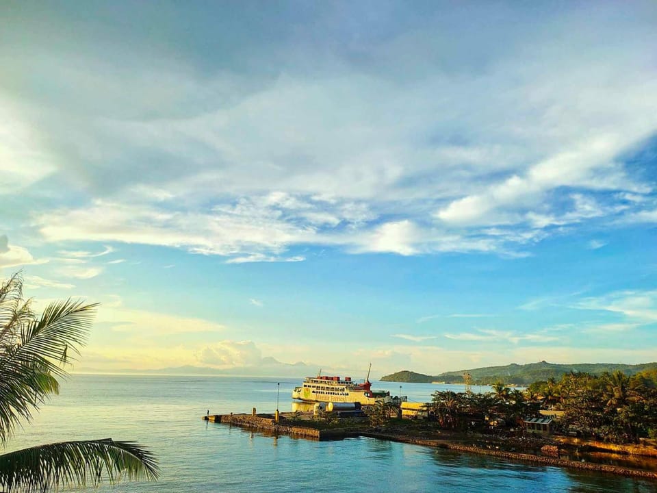 MAMORI HOTEL Hotel in Bicol