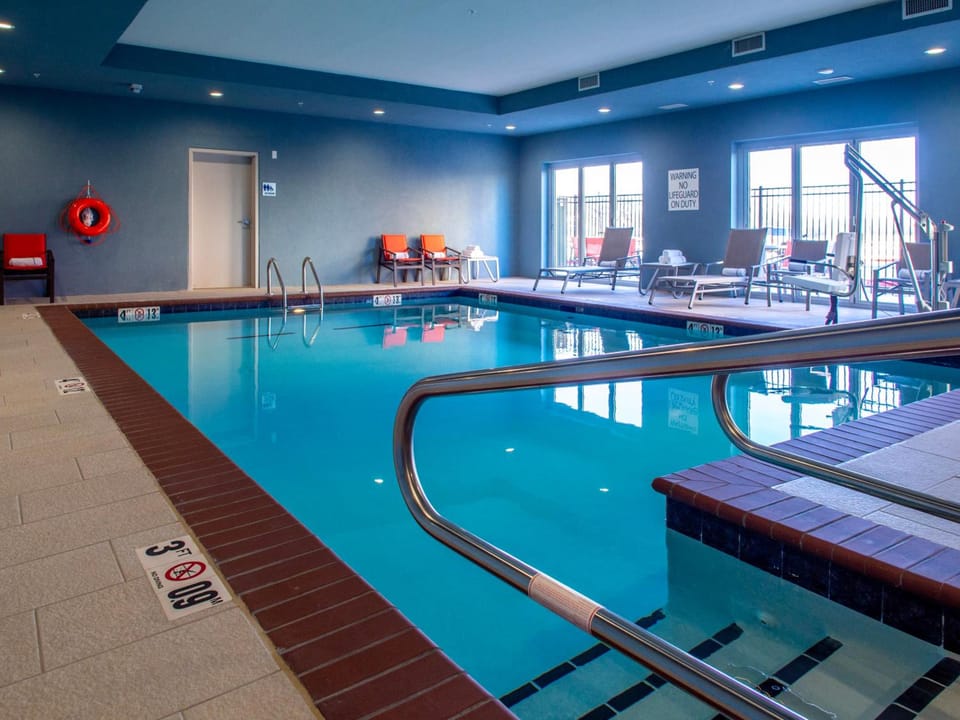 Holiday Inn Express & Suites Oklahoma City Airport By IHG Hotel in Oklahoma City