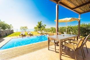 Villa Kalma in Moudania Hotel in Halkidiki