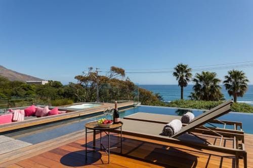 Element House - Contemporary and Upmarket Villa Hotel in Cape Town