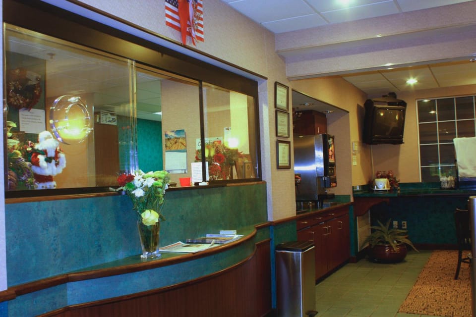 Garden City Inn Hotel in Garden City