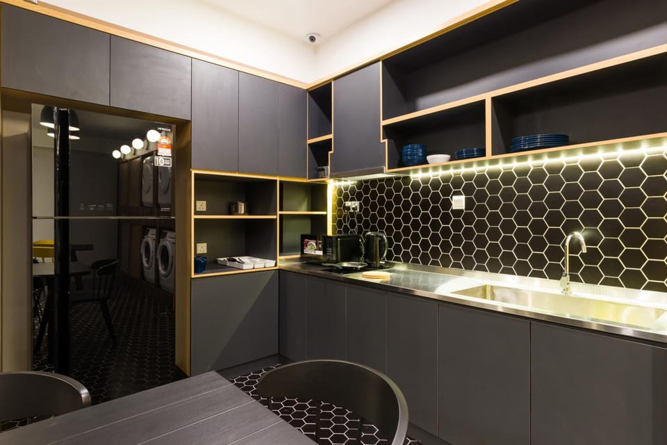 Upstairs Downstairs Coliving Kampung Pandan Hostel in Federal Territory of Kuala Lumpur