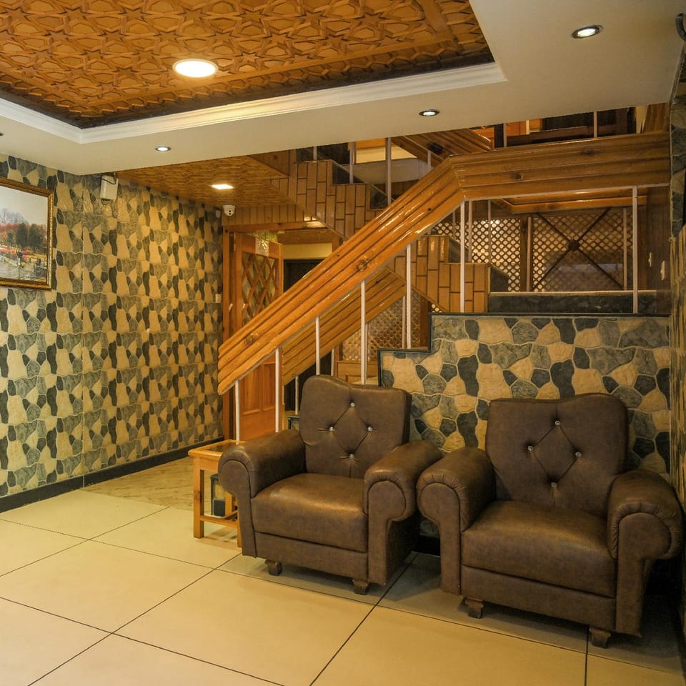 Royal Comfort Regency @ Dal Lake Hotel in India