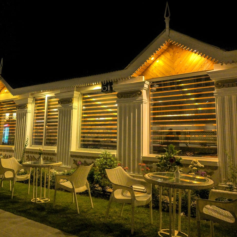 Royal Comfort Regency @ Dal Lake Hotel in India