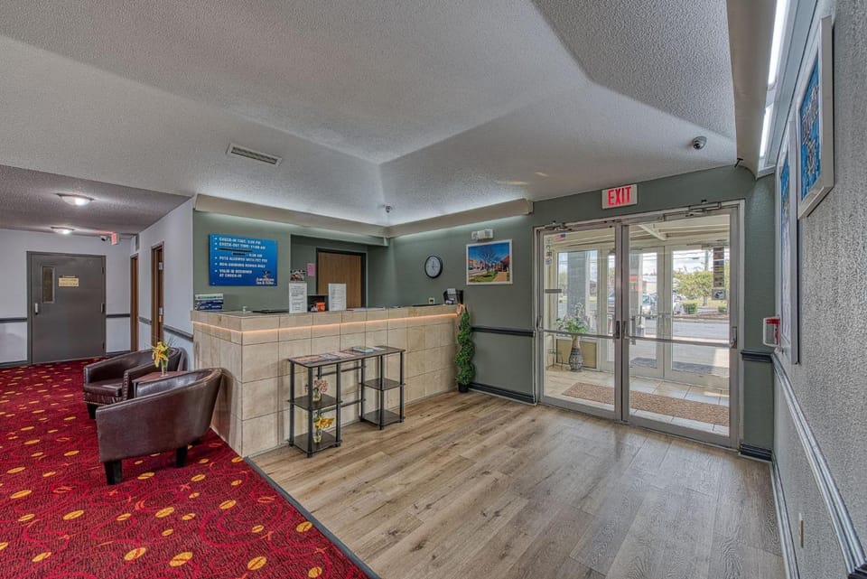 American inn & Suites Hotel in Ohio