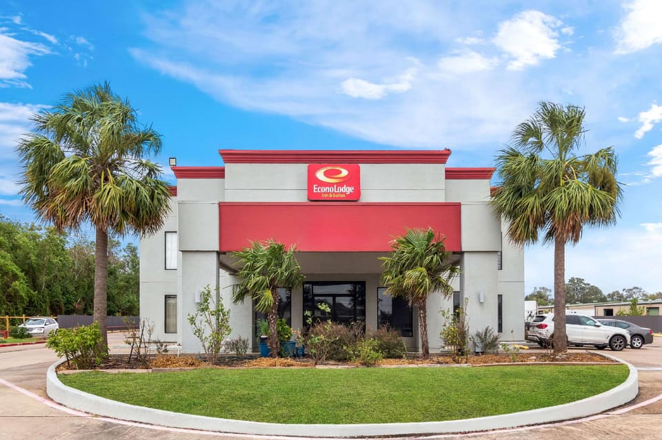 Econo Lodge Inn & Suites Channelview - Houston East Hotel in Channelview