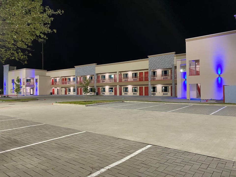 Palace Inn Dickinson Hotel in League City