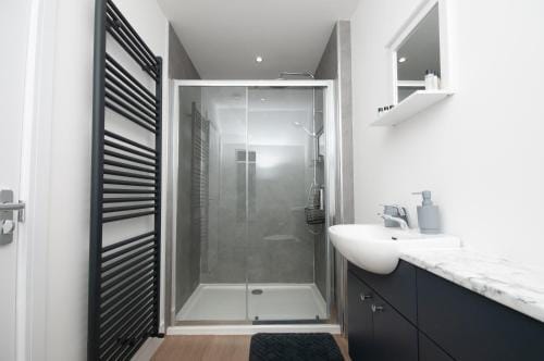 Cara Lodge, Comfortable Self Check-in En-suite Guest Rooms Hotel in Berwick-upon-Tweed