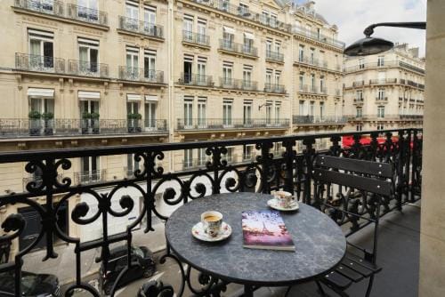 Vestay Montaigne Hotel in Paris