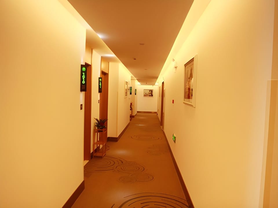 GreenTree Inn Huzhou Zhili Fortune Plaza Wuxing Avenue Express Hotel Hotel in Suzhou