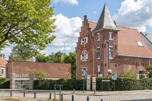 B&B deZwarteFles Hotel in Ghent