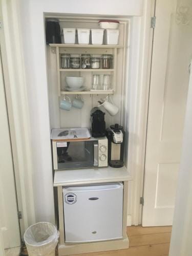Cedar Shade Cottage Ensuite Private Annexe with Parking Hotel in Sidmouth
