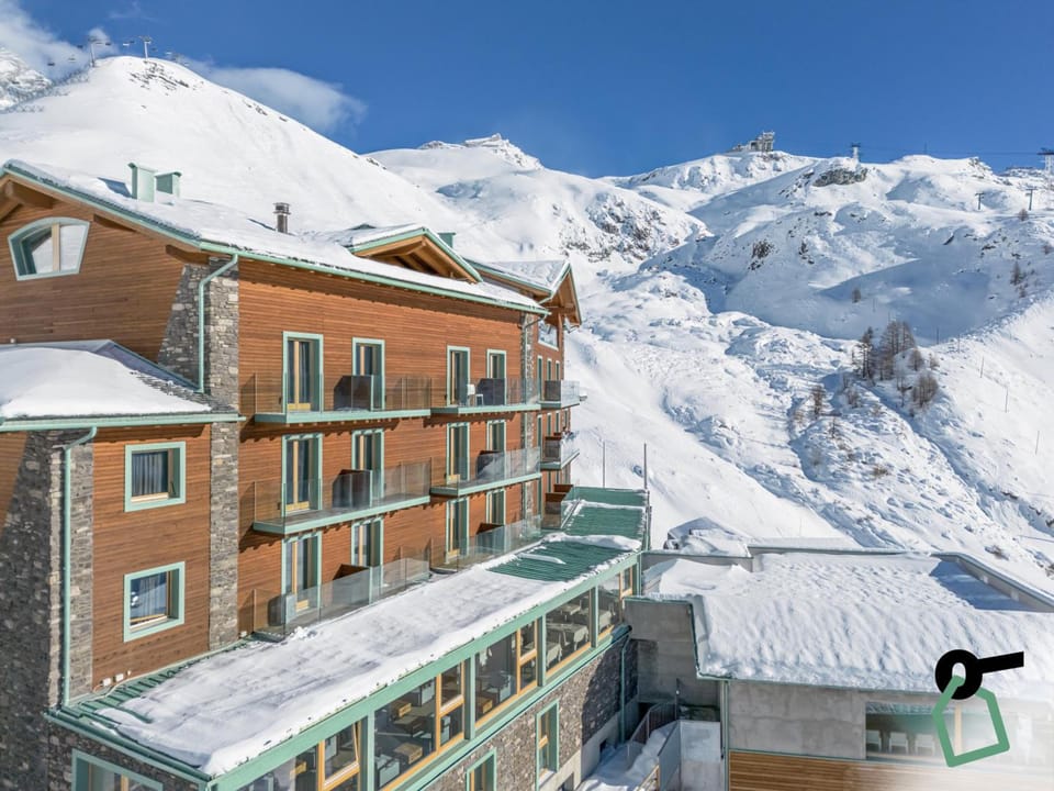 HOTIDAY Room Collection - Cervinia Hotel in Breuil-Cervinia