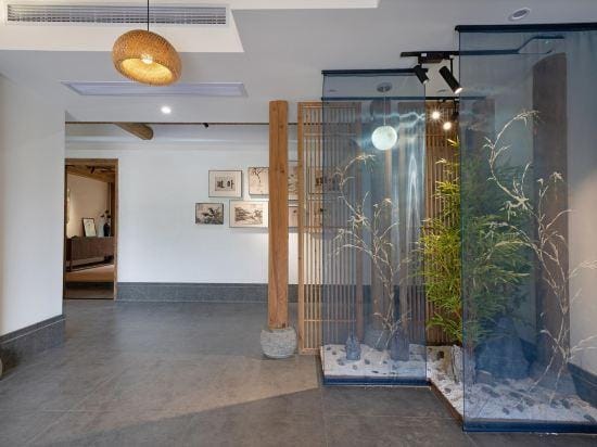 Heming Mountain House in Wuyishan Hotel in Zhejiang