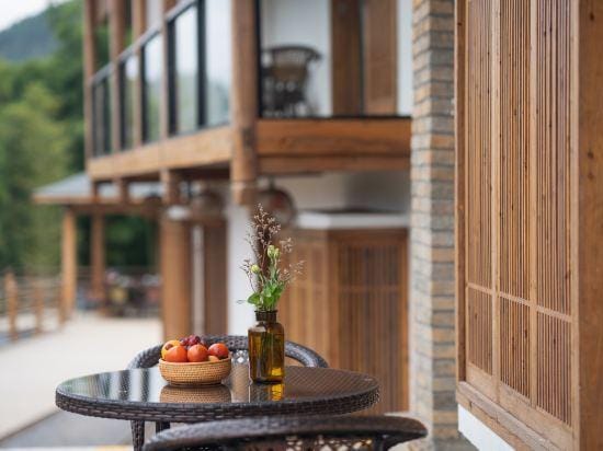 Heming Mountain House in Wuyishan Hotel in Zhejiang
