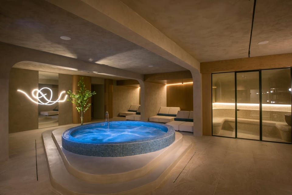 Harmony Boutique Resort - Adults oriented Hotel in Crete