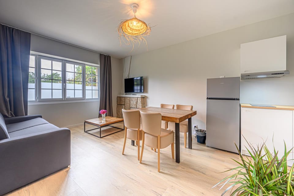 Naeco Erdeven Hotel in Brittany