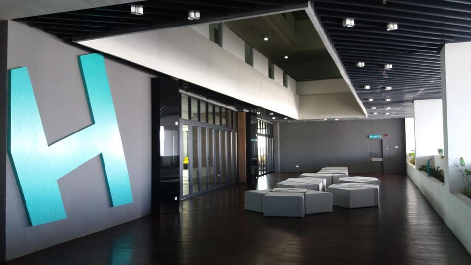 A Suites - Atria Sofo Suites Petaling Jaya Apartment hotel in Petaling Jaya