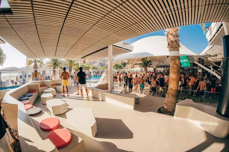 Far Out Beach Resort & Camping Hotel in Decentralized Administration of the Aegean
