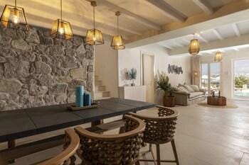Villa Veneta at Ornos Sea View Hotel in Mykonos, Mikonos 846 00, Greece