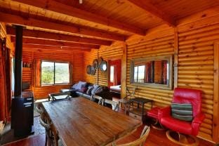 Cloudy Bay Cabin Hotel in South Bruny