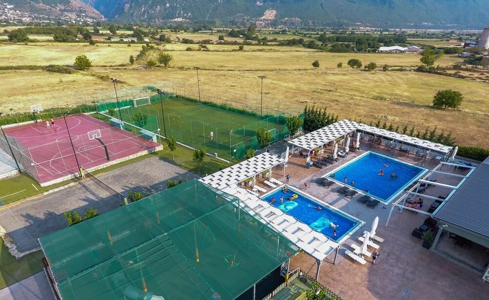 Lotos Mountain Resort Hotel in North Macedonia