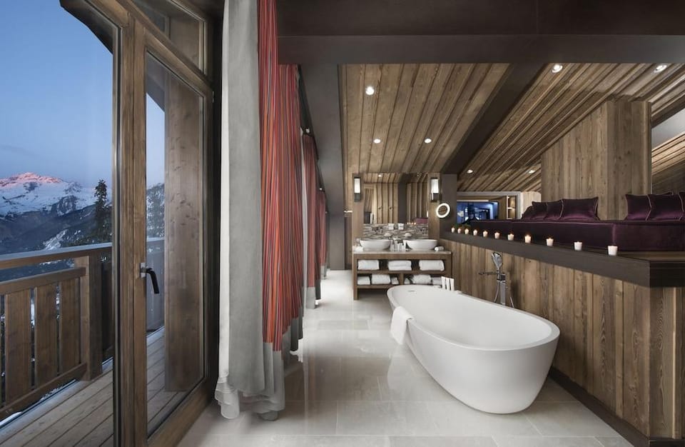 Hôtel Barrière Les Neiges Courchevel Hotel in Saint-Bon-Tarentaise
