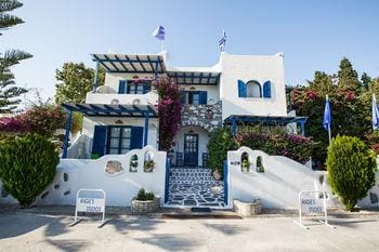 Angie's Studios Hotel in Paros
