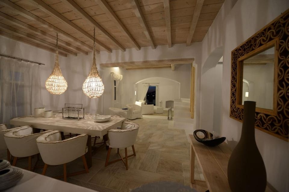 Villa Crystal Hotel in Mykonos, Mikonos 846 00, Greece