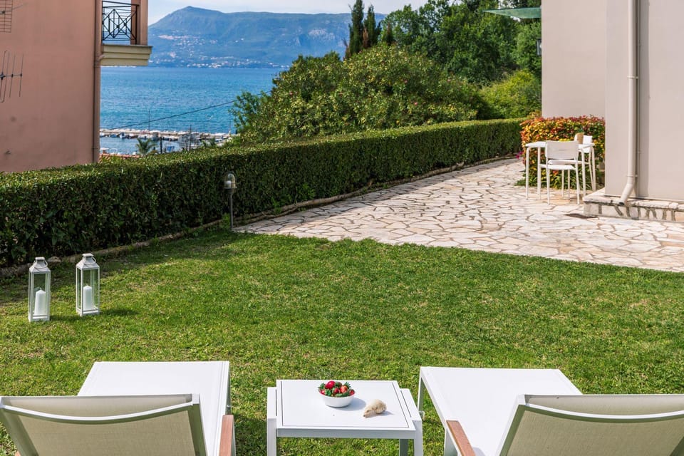 Seaview Luxurious Apartment near Corfu Town - Adults Only By Konnect Hotel in Corfu