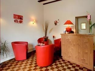 Logis Auberge De L'ombree Hotel in Pays de la Loire